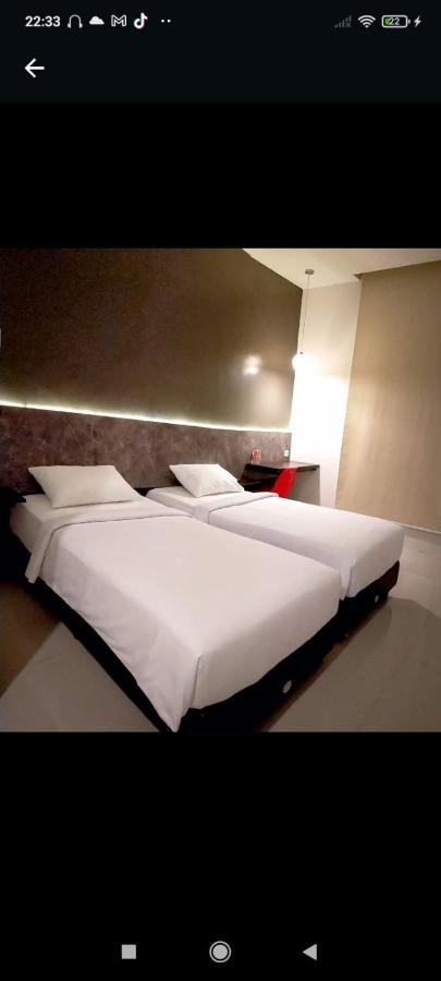 Cendana Coliving Solo Baru Hotell Exteriör bild